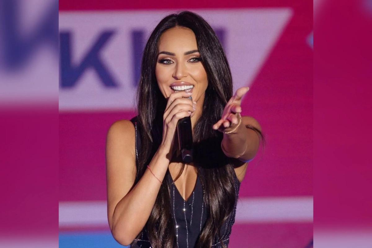 Алсу. Обложка © Instagram (признан экстремистской организацией и запрещён на территории Российской Федерации)/ alsou_a