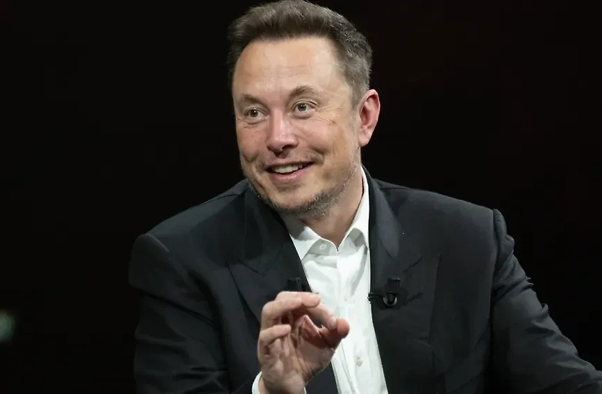 Илон Маск. Обложка © Shutterstock / FOTODOM / Frederic Legrand - COMEO