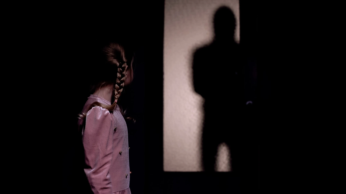 Обложка © Shutterstock / FOTODOM / Motortion Films