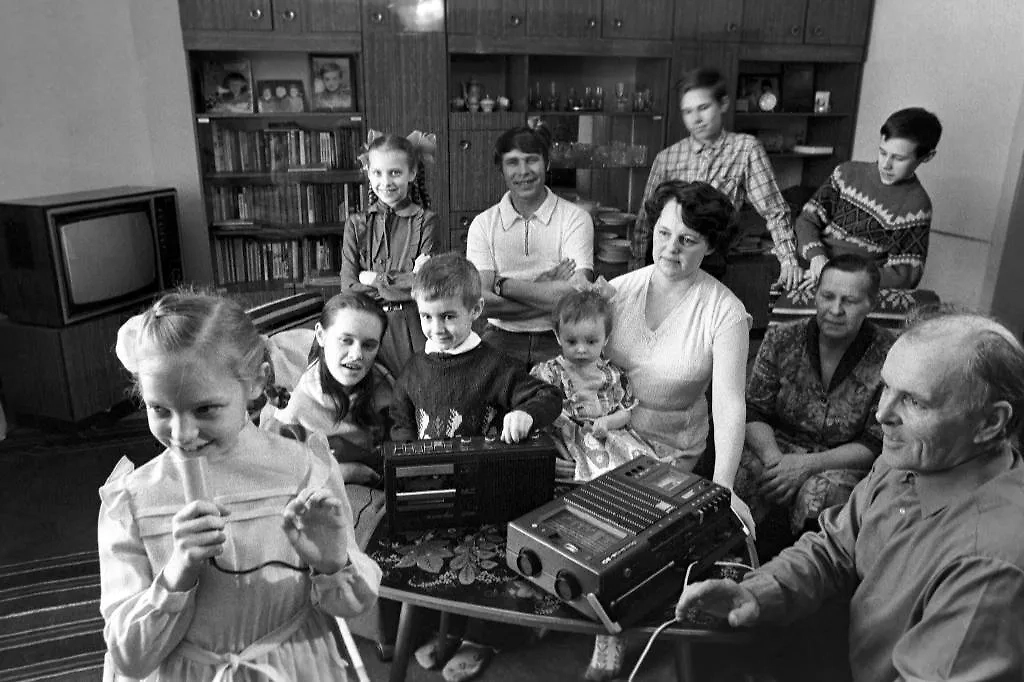 Малосемейки, или «общежутия». Те, кто вспомнит это, вздрогнут. Но многим там жилось вполне нормально. Обложка © ТАСС / Эдгар Брюханенко