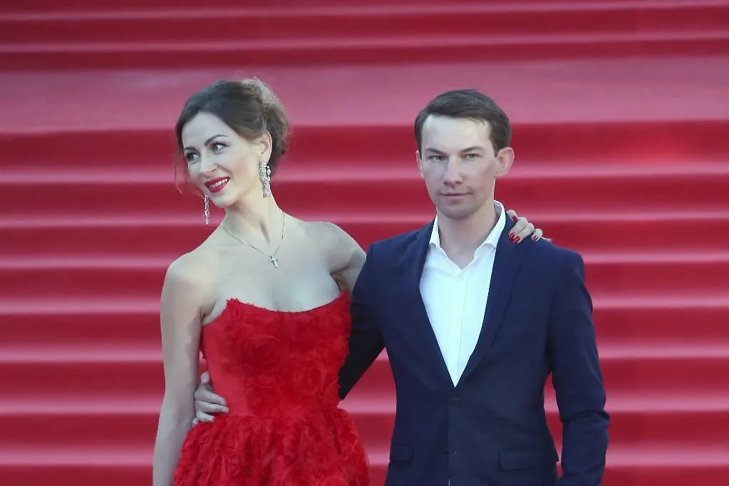 Екатерина Директоренко и Кирилл Емельянов развелись в 2016 году. Обложка © Вадим Тараканов/ТАСС