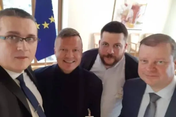 Леонид Волков** и Мидгаус Лапинскас в 2019 году. Фото © Facebook (признан экстремистской организацией и запрещён на территории Российской Федерации) / Скирмантас Малинаускас