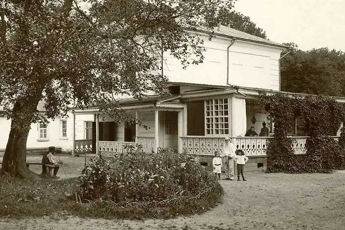 Усадьба Ясная Поляна. Фото © Wikipedia / Булла К.