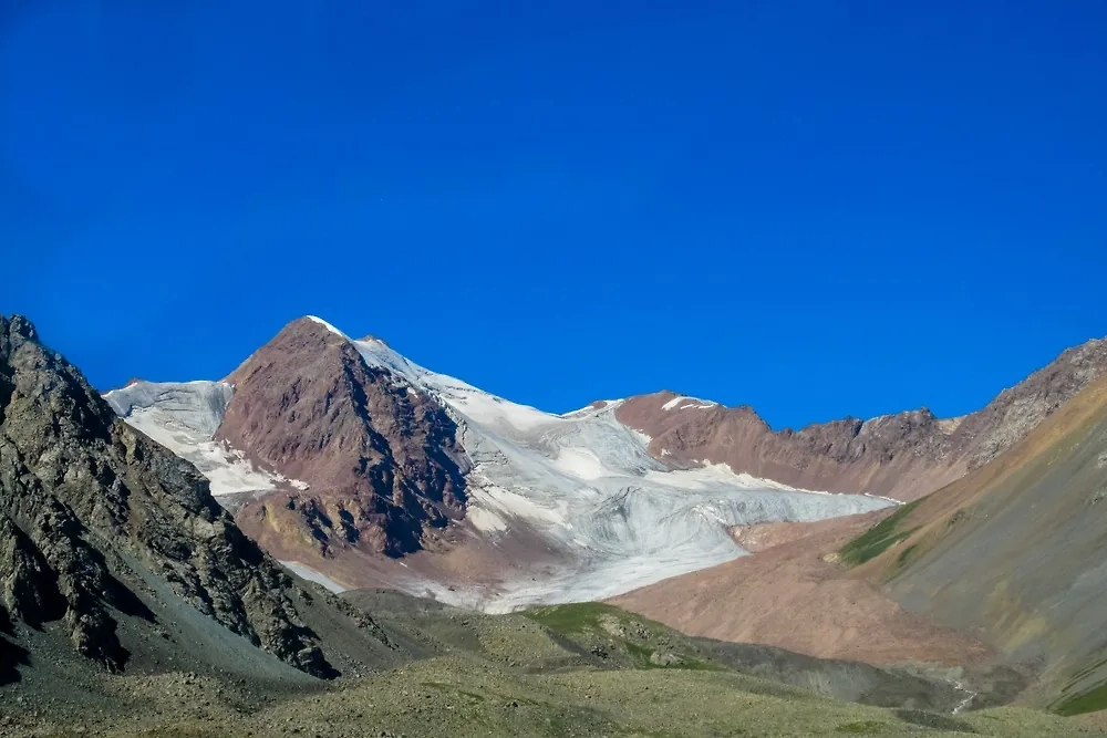 Обложка © Shutterstock / FOTODOM / Julia Mountain Photo