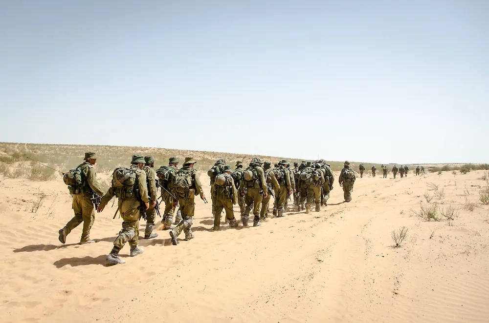 Обложка © Shutterstock / FOTODOM / Alex Lerner