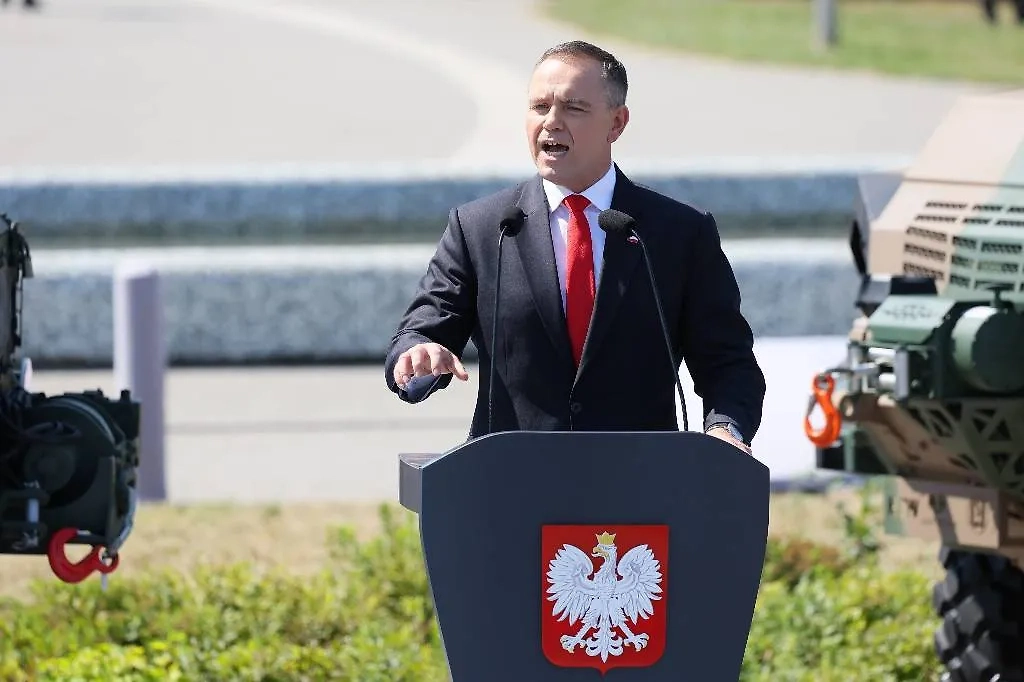 Кароль Навроцкий. Обложка © ТАСС / EPA / RAFAL GUZ