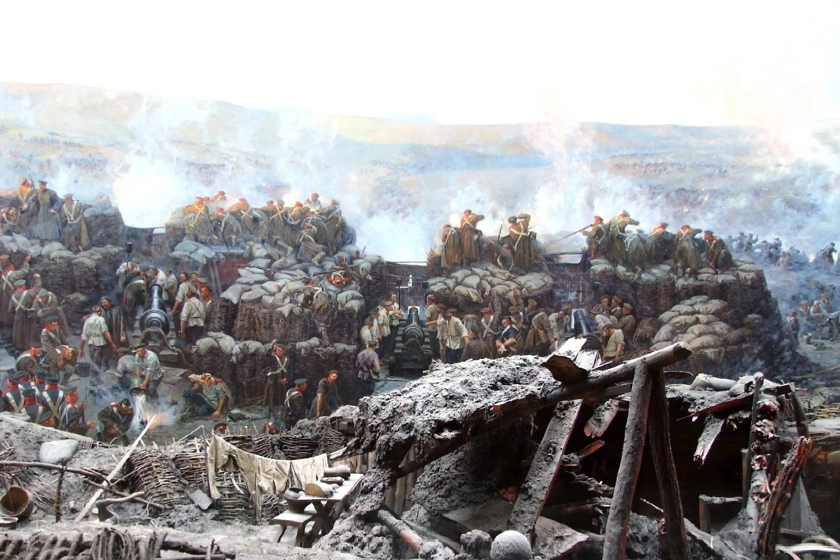 Деталь панорамы Франца Рубо «Оборона Севастополя». Лев Толстой принимал участие в этой баталии. Фото © Wikipedia / Investigatio