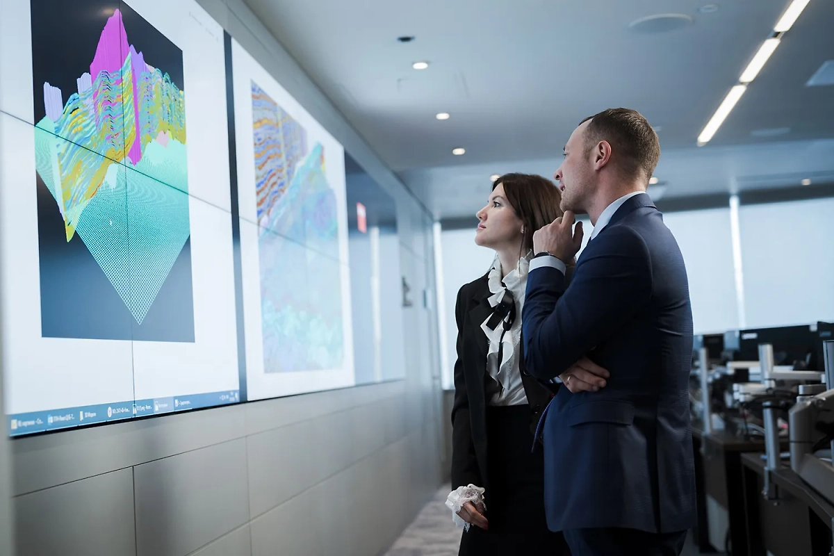 В России растёт добыча нефти. Обложка © Пресс-служба «Газпром нефти»