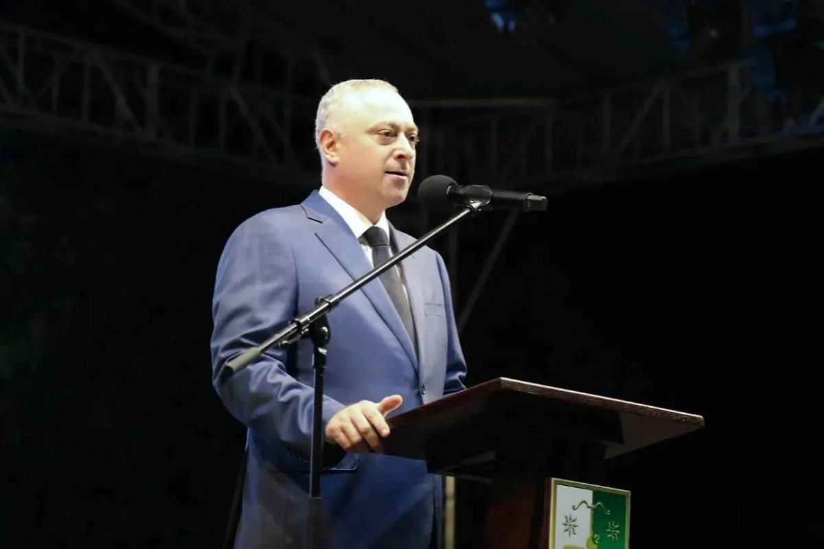 Бадра Гунба. Обложка © Telegram / Пресс-служба Президента Абхазии