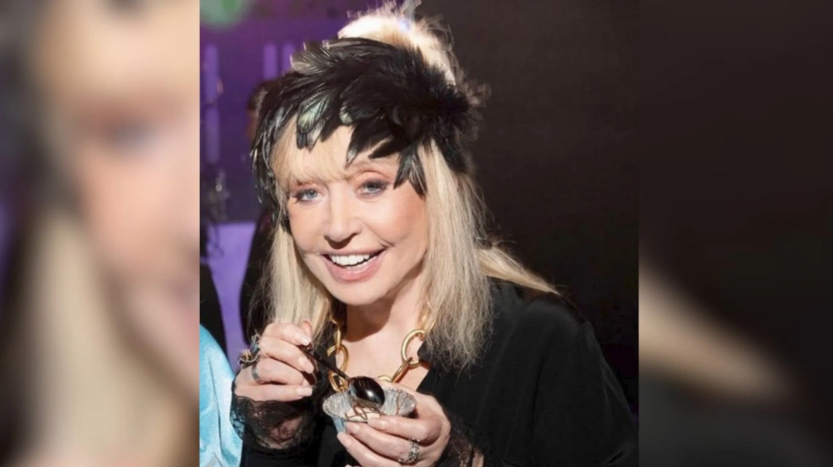 Алла Пугачёва. Обложка © Instagram (признан экстремистской организацией и запрещён на территории Российской Федерации) / alla_orfey