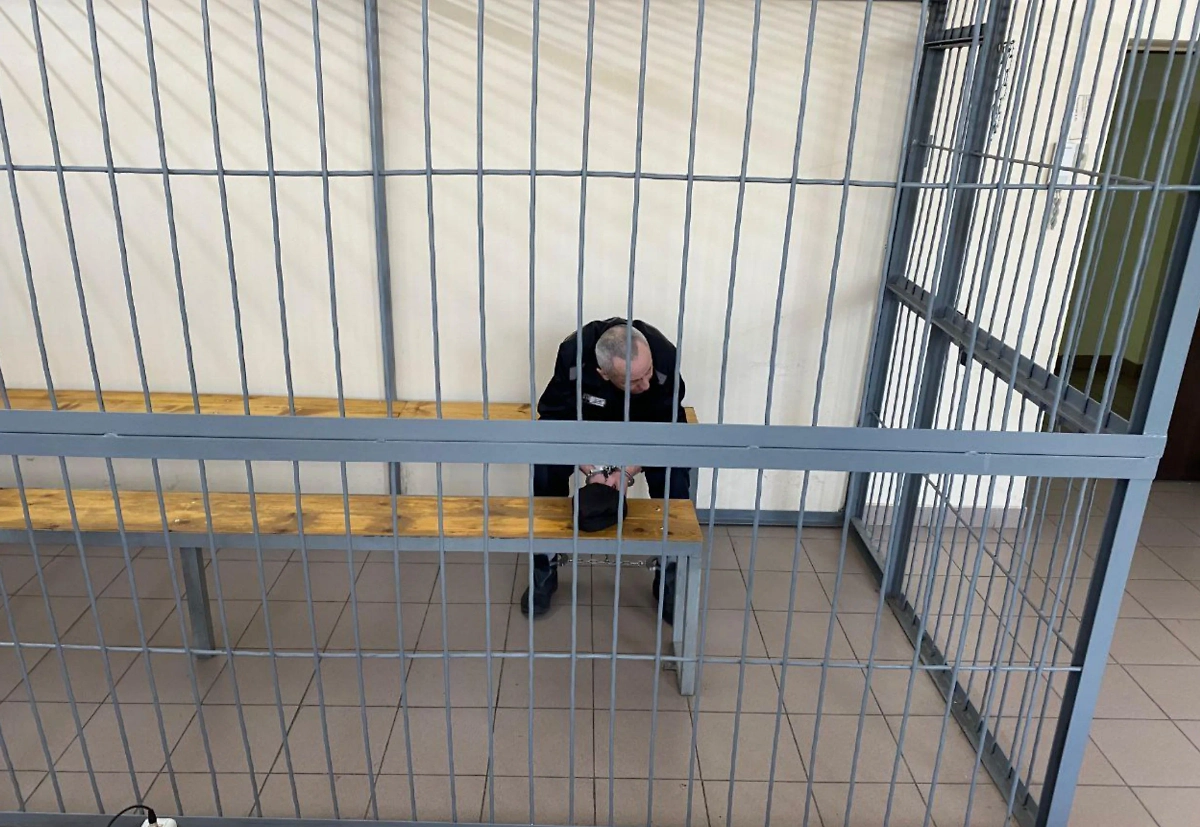 Попков в зале суда. Обложка © Telegram / «Прокуратура Иркутской области»