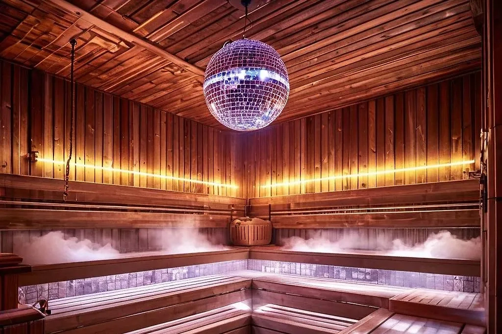 Обложка © «Шедеврум» / Life.ru