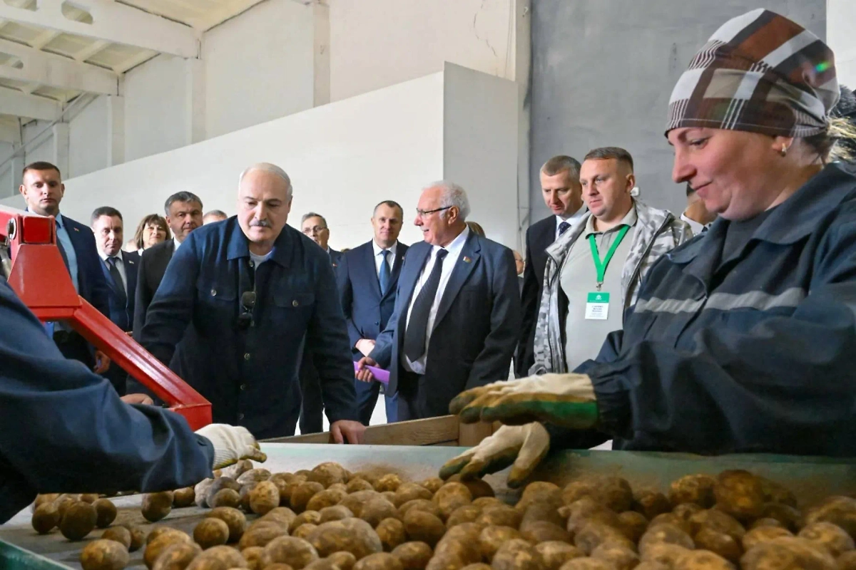 Обложка © Сайт президента Белоруссии