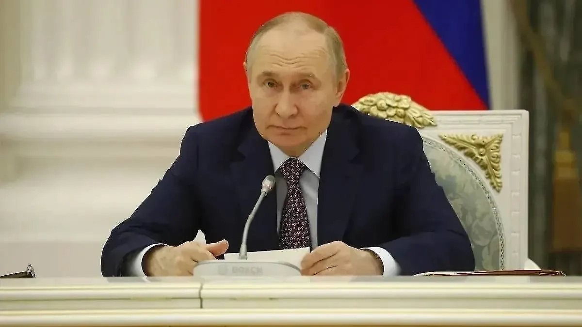 Владимир Путин. Обложка © Life.ru