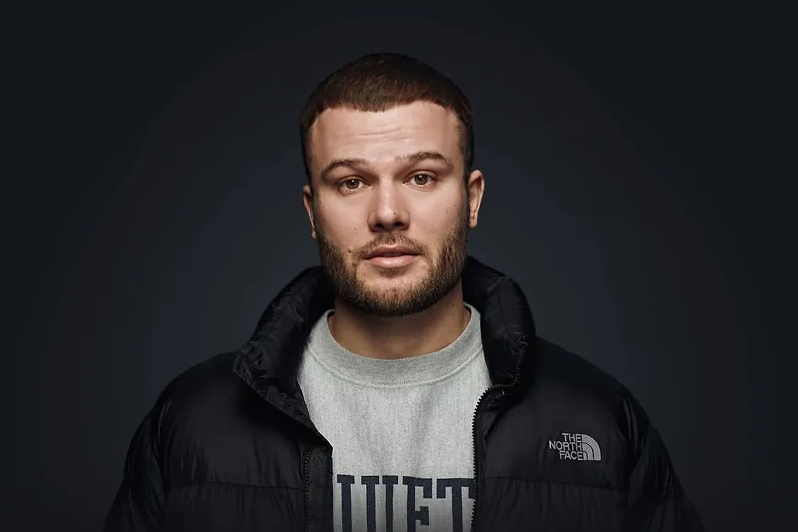 Обложка © Instagram (признан экстремистской организацией и запрещён на территории Российской Федерации) / maxkorzhmus