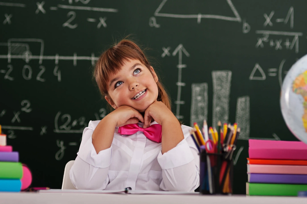 Отменят ли домашнее задание для российских школьников — все нововведения. Обложка © Freepik