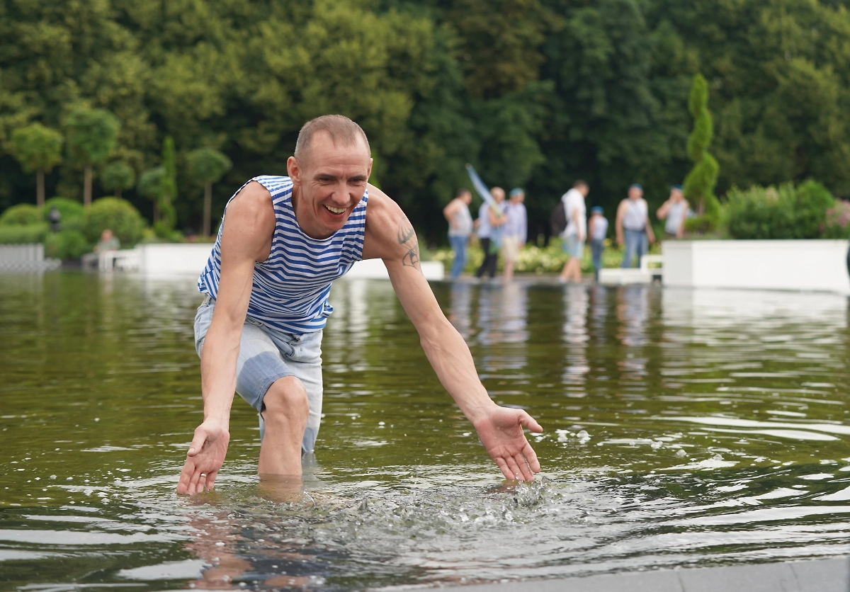День ВДВ в парке Горького. Фото © Life.ru