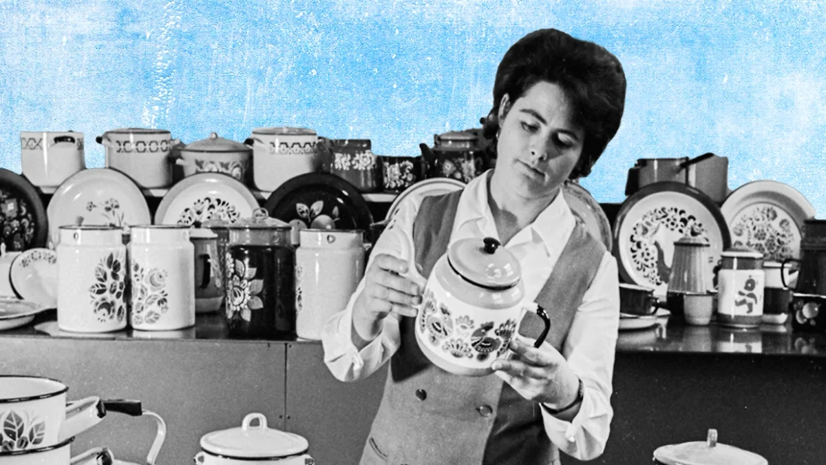 Мы нашли 9 неубиваемых советских вещей, которыми будут пользоваться даже в XXII веке. Обложка © Коллаж © Life.ru, фото © ТАСС / Фотохроника ТАСС / В. Загуляев, © Freepik