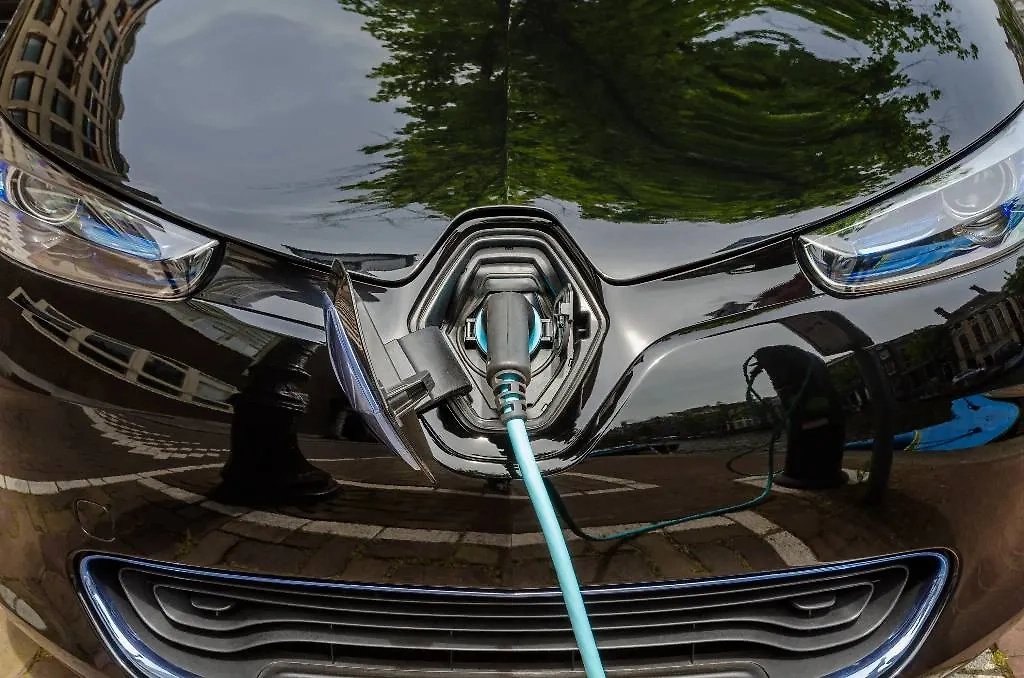 Обложка © Shutterstock / FOTODOM / Andrii Malkov