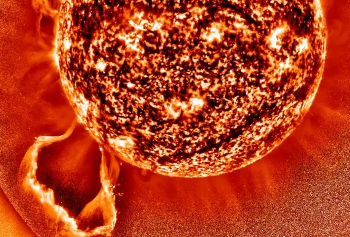 Обложка © Telegram / Лаборатория солнечной астрономии 