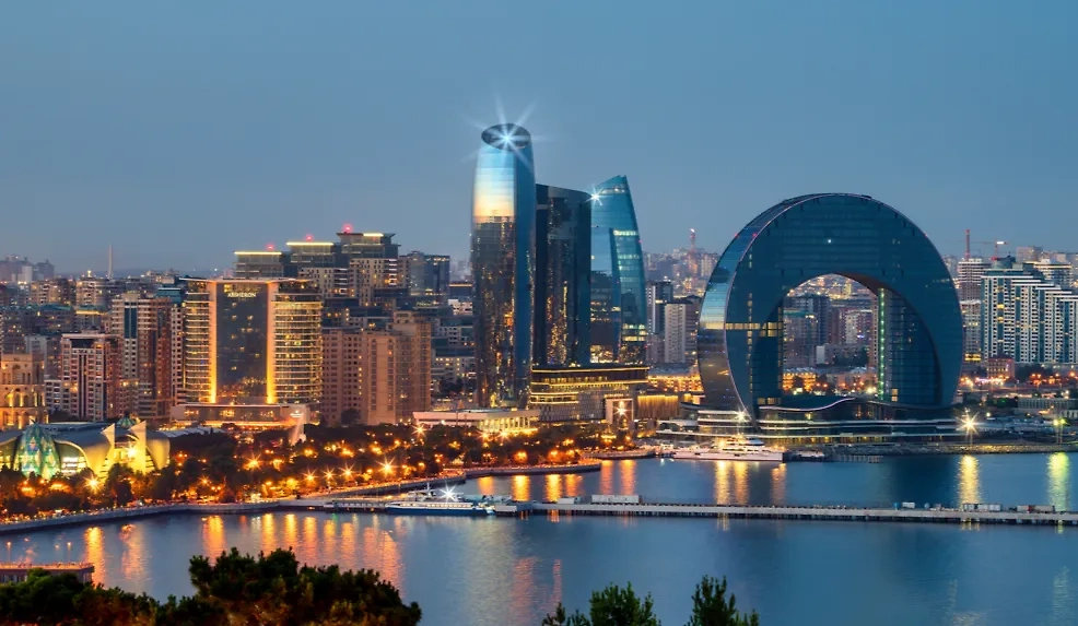 Обложка © Shutterstock / FOTODOM / Rustamli Photos