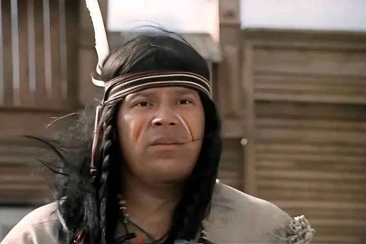 У Юрия Думчева было много ярких ролей. Как в юности, так и в зрелости. Например, в фильме «Человек с бульвара Капуцинов». Фото © Кадр из фильма «Человек с бульвара Капуцинов», режиссёр Алла Сурикова / Kino-teatr