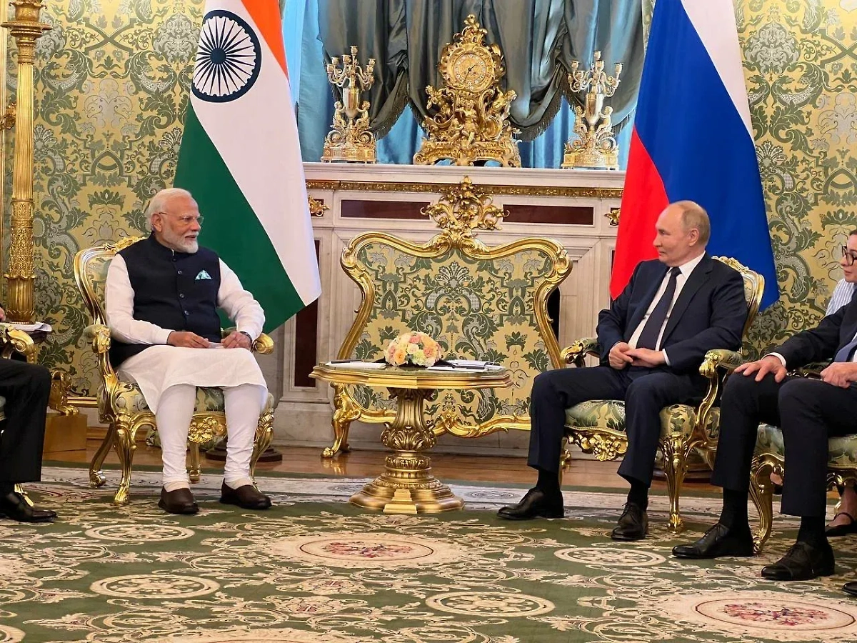 Премьер Индии Нарендра Моди в гостях у Владимира Путина. Обложка © Life.ru
