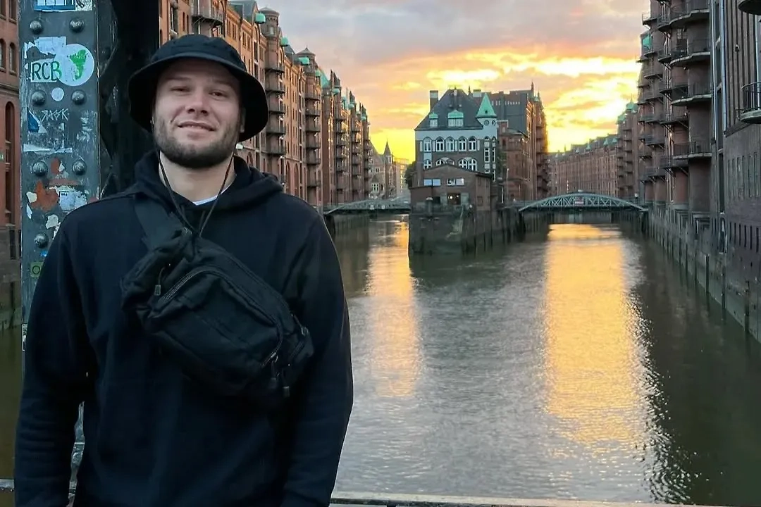 Обложка © Instagram (признан экстремистской организацией и запрещён на территории Российской Федерации) / maxkorzhmus