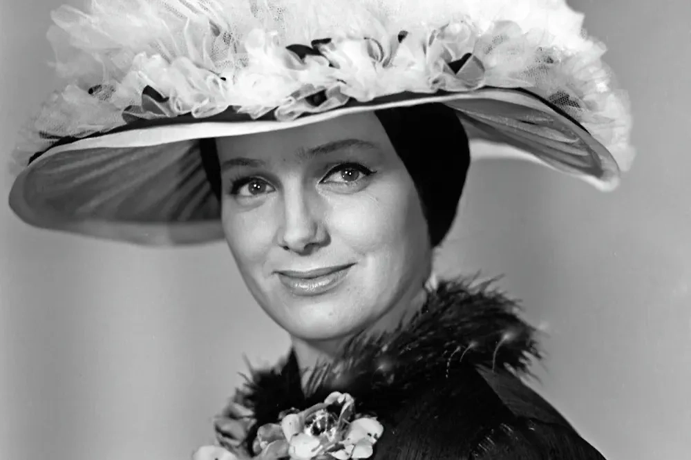 Алла стала женой Ярослава Евдокимова и перевезла его к себе домой, в Минск. Там началось эстрадное становление звезды. Фото © РИА «Новости» / Ю. Родкин