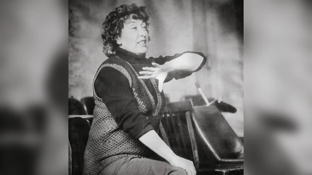 Анастасия Вербицкая. Обложка © Telegram / ГИТИС