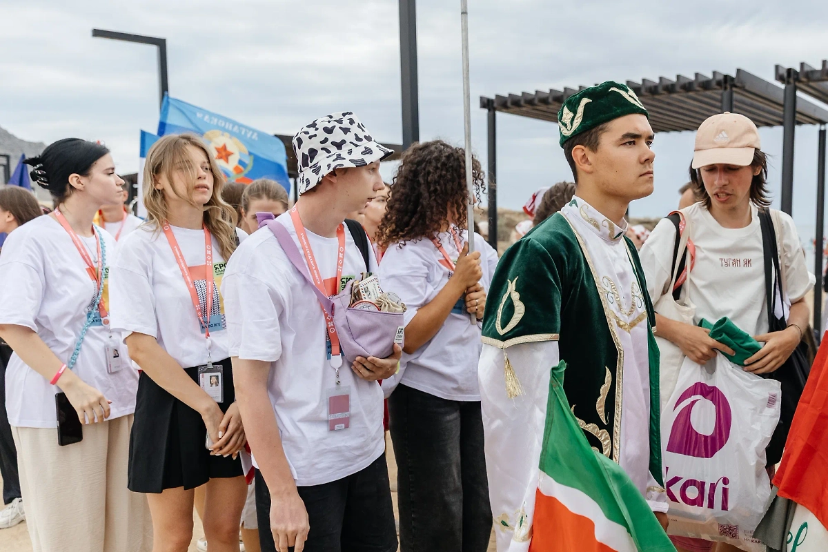 Карнавальный парад фестиваля «Таврида.АРТ» в Крыму. Фото © Предоставлено Life.ru