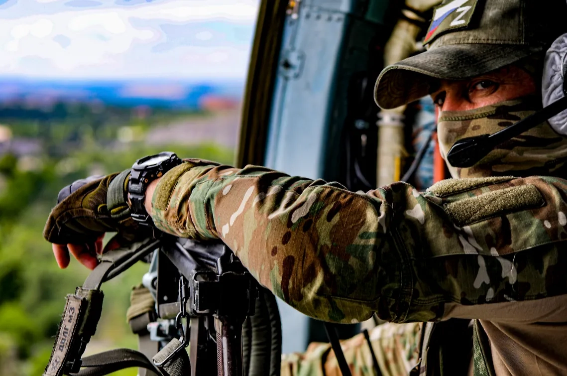 ВС РФ. Обложка © Минобороны РФ