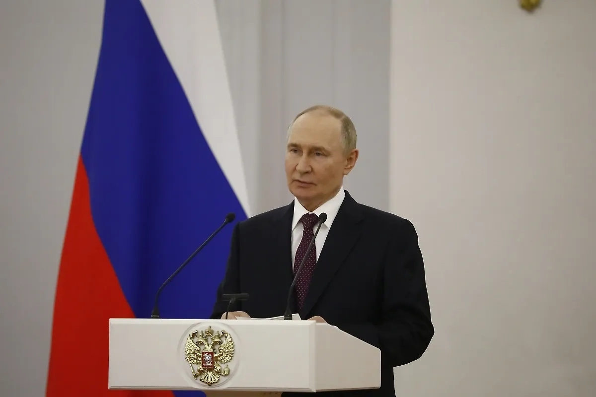 Владимир Путин. Обложка © Life.ru