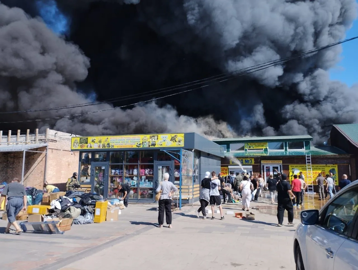 Пожар на рынке. Обложка © Telegram / «Прокуратура Волгоградской области»