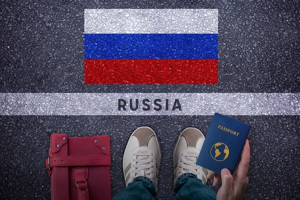 Обложка © Shutterstock / FOTODOM / DemzStudio