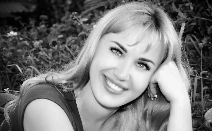 Погишая Елена Краснова. Обложка © marigaz