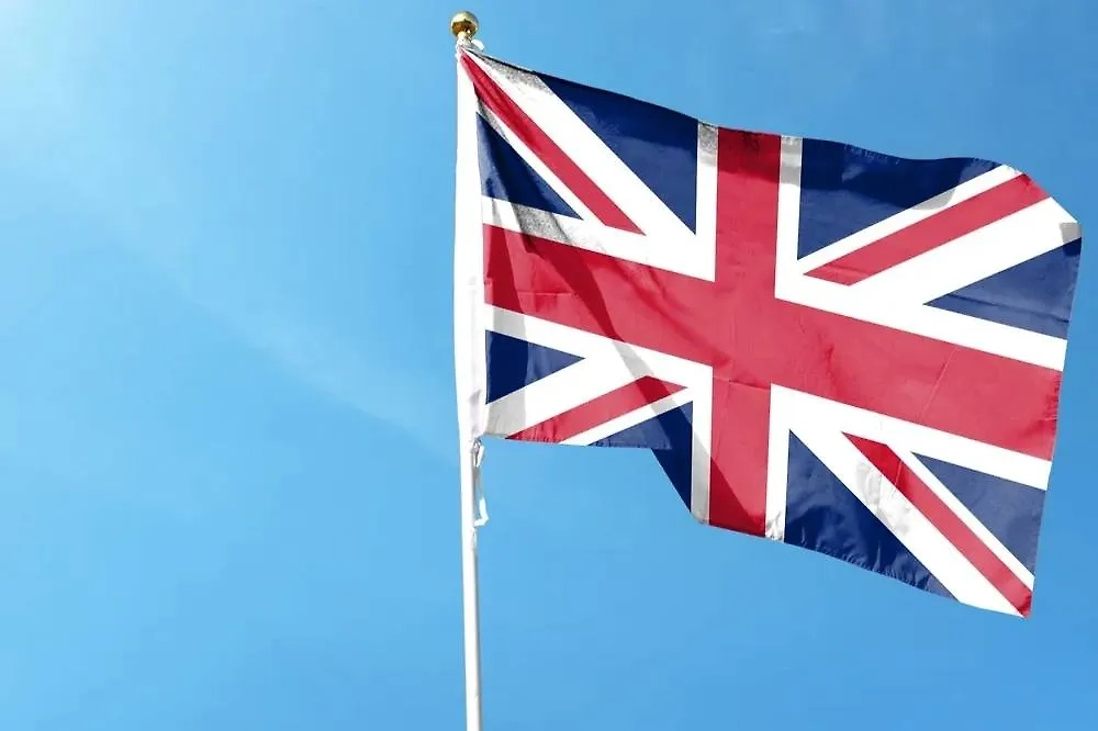 Обложка © Shutterstock / FOTODOM / Andy.LIU