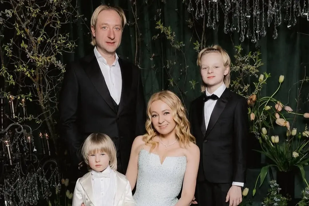 Рудковская и Плющенко доказали, что возраст не важен. Фото © Instagram (признан экстремистской организацией и запрещён на территории Российской Федерации) / rudkovskayaofficial