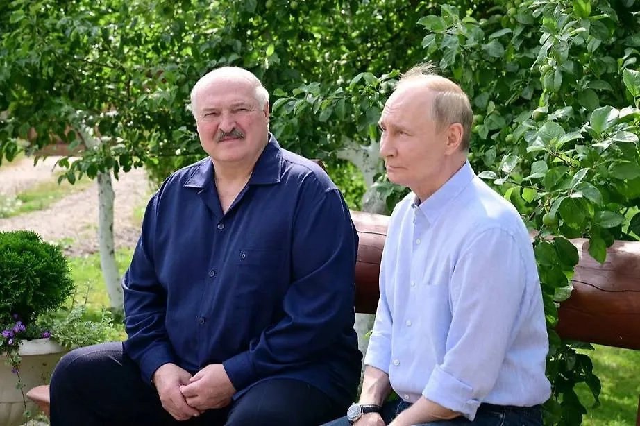 Владимир Путин и Александр Лукашенко. Обложка © president.gov.by