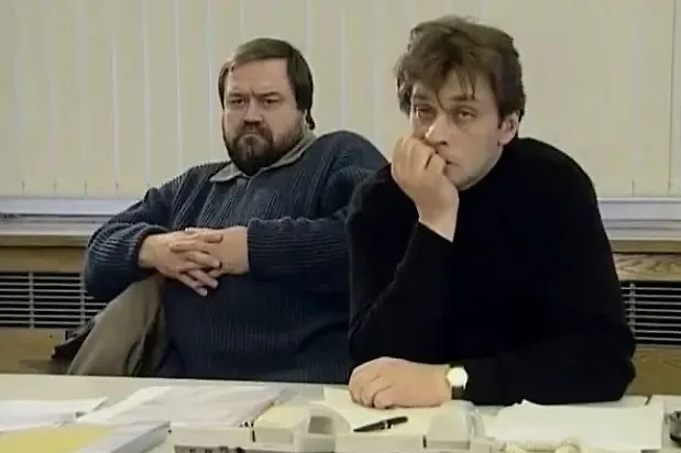 Сериалы 90-х про бандитов и следователей: эпоха криминальных драм. Фото © фильм «Марш Турецкого», режиссёры Михаил Туманишвили и др., сценаристы Игорь Гордашник и др. / Kino-teatr