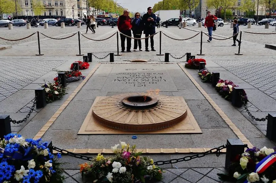 Обложка © Wikipedia / Zairon