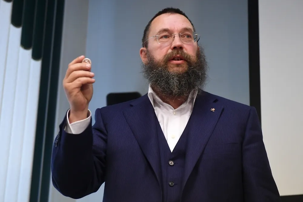 Обложка © РИА Новости / Илья Питалев