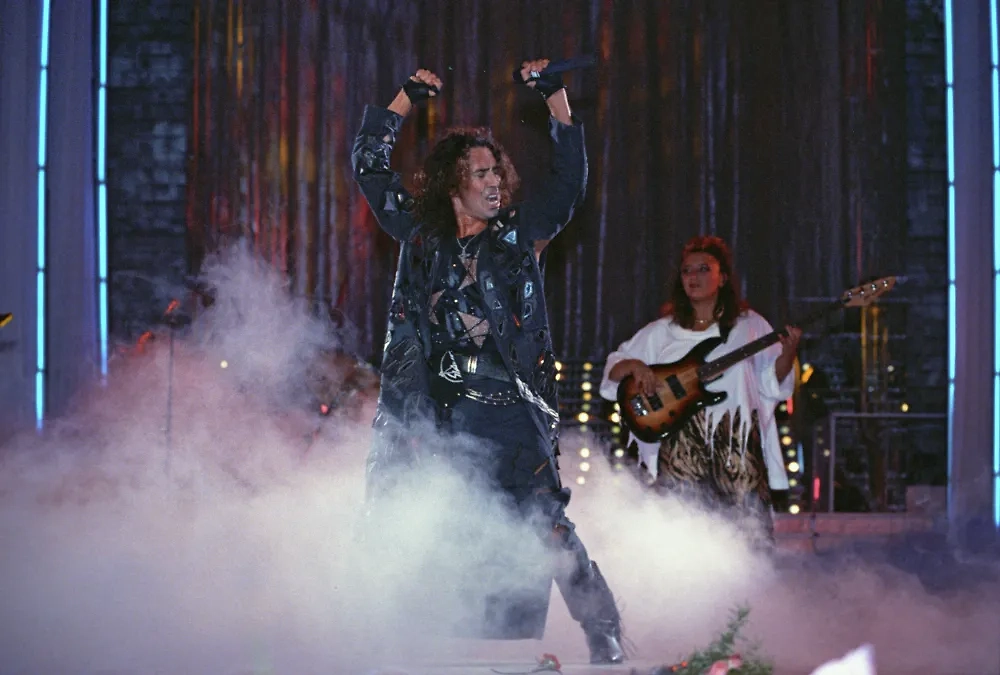 Костюмы Леонтьева менялись со временем, но у него есть три любимые темы: мистика, история и эпатаж. Фото © РИА «Новости» / Юрий Абрамочкин