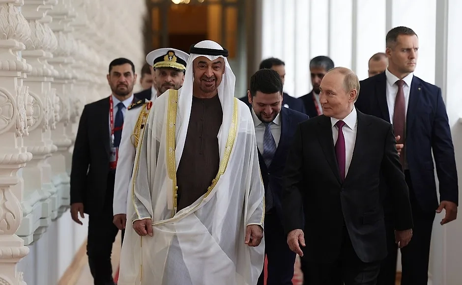 Шейх Мухаммед Аль Нахайян и Владимир Путин. Обложка © Пресс-служба Администрации президента РФ / kremlin.ru