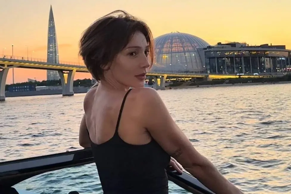 Настя Ивлеева. Обложка © Telegram / НАСТЕЖЬ