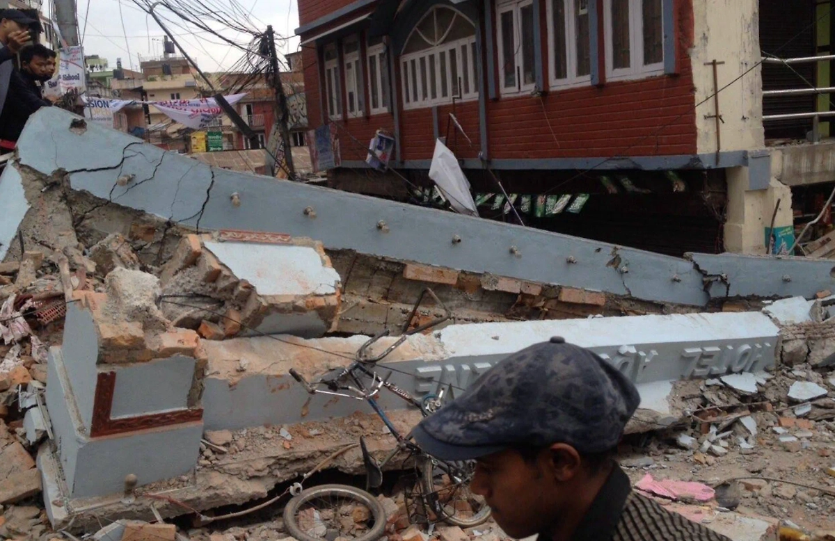 Последний раз в Непале такое было только в 1934 году. Прошло уже десять лет, а последствия всё ещё есть. Фото © Wikipedia / Krish Dulal