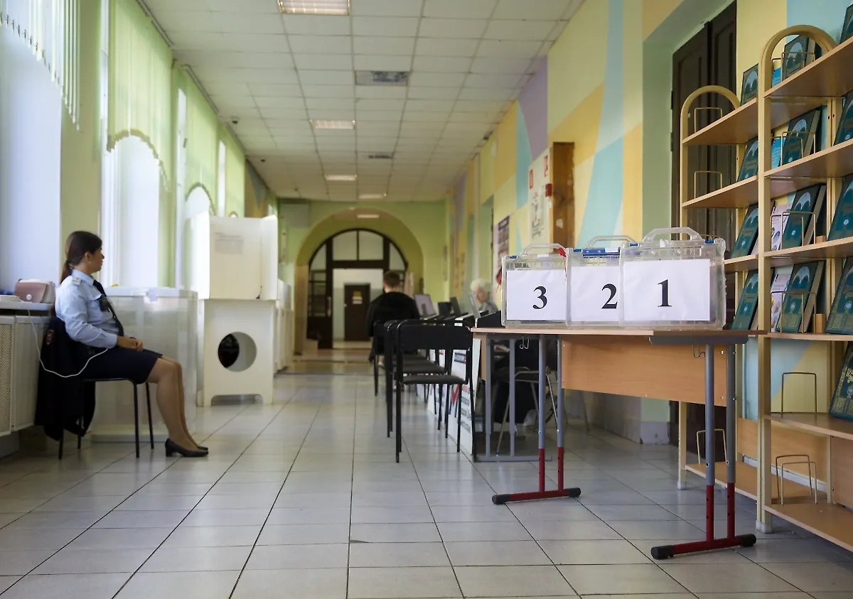 Избирательный участок. Обложка © Life.ru