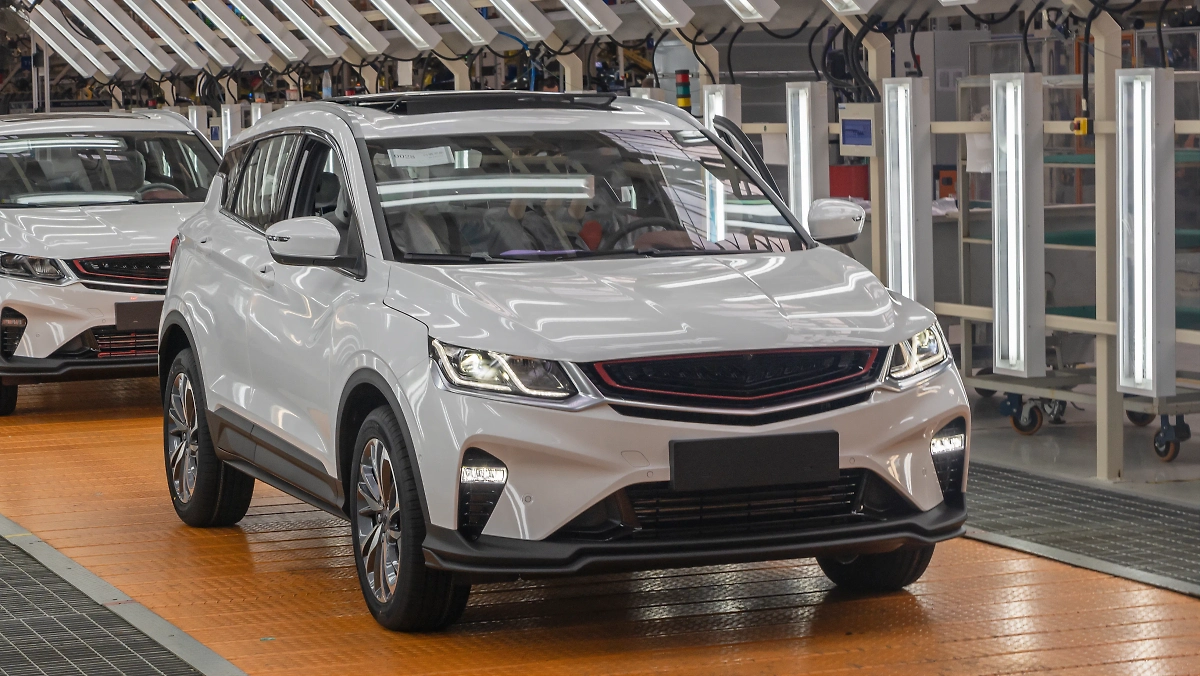 Обложка © Shutterstock / FOTODOM/ kalyanby