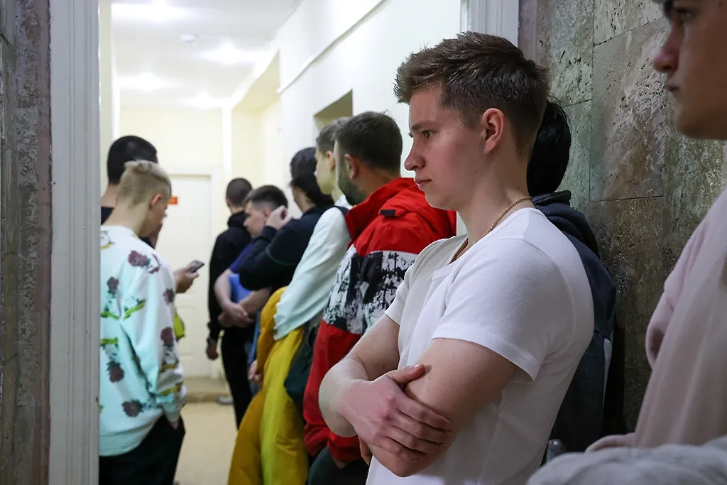 Альтернативная гражданская служба в 2025 году — что такое, перечень профессий. Фото © ТАСС / Сергей Мальгавко