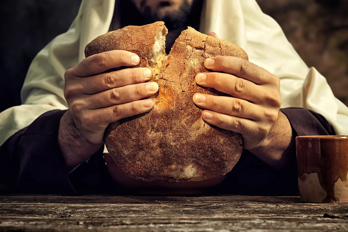 Почему у славян выбрасывать хлеб в сентябре — грех. Фото © Shutterstock / FOTODOM / Antonio Gravante